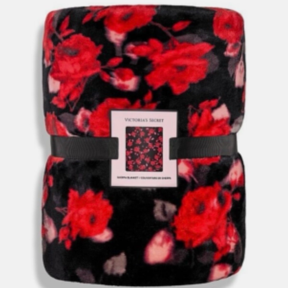 Victoria's Secret Floral/Rose Sherpa Throw/Blanket